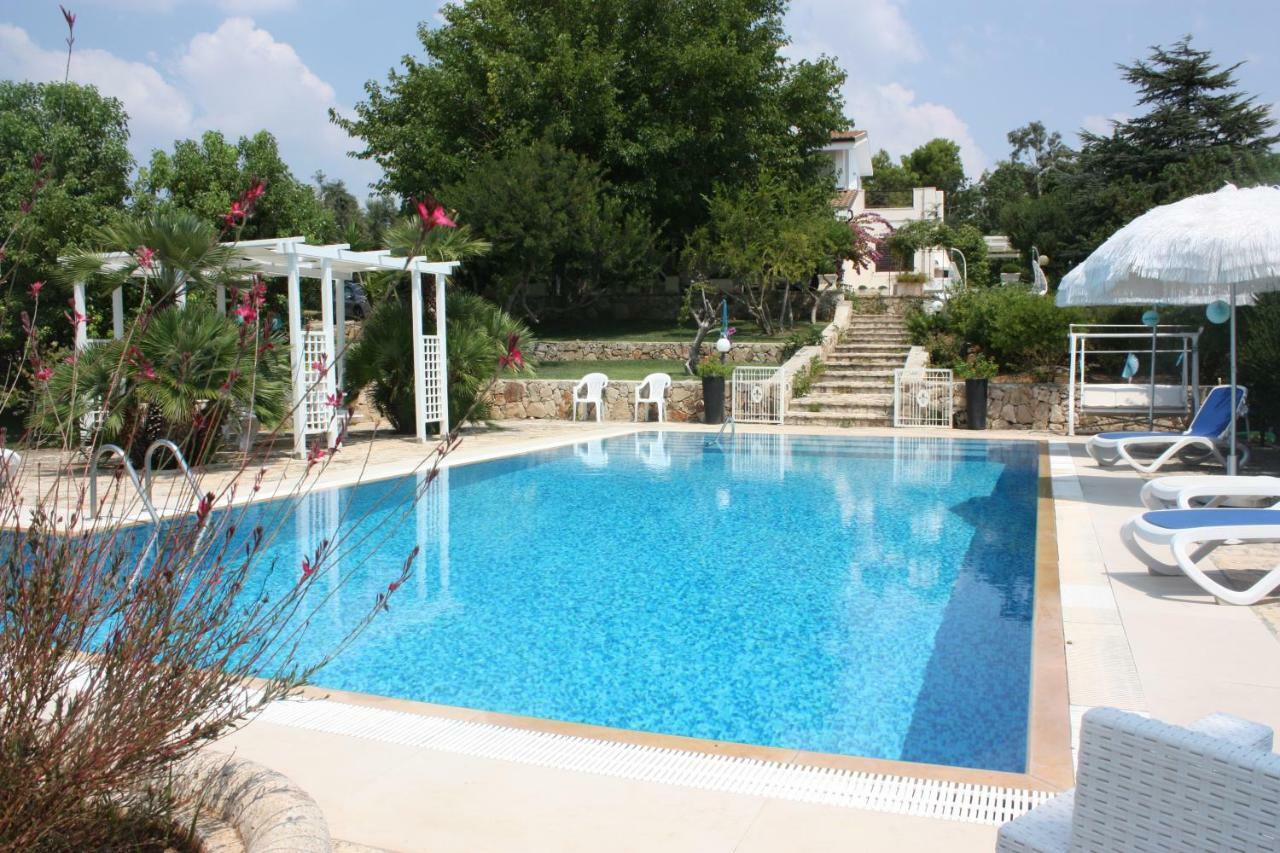 Villa Торре-Сан-Джованні-Удженто Екстер'єр фото